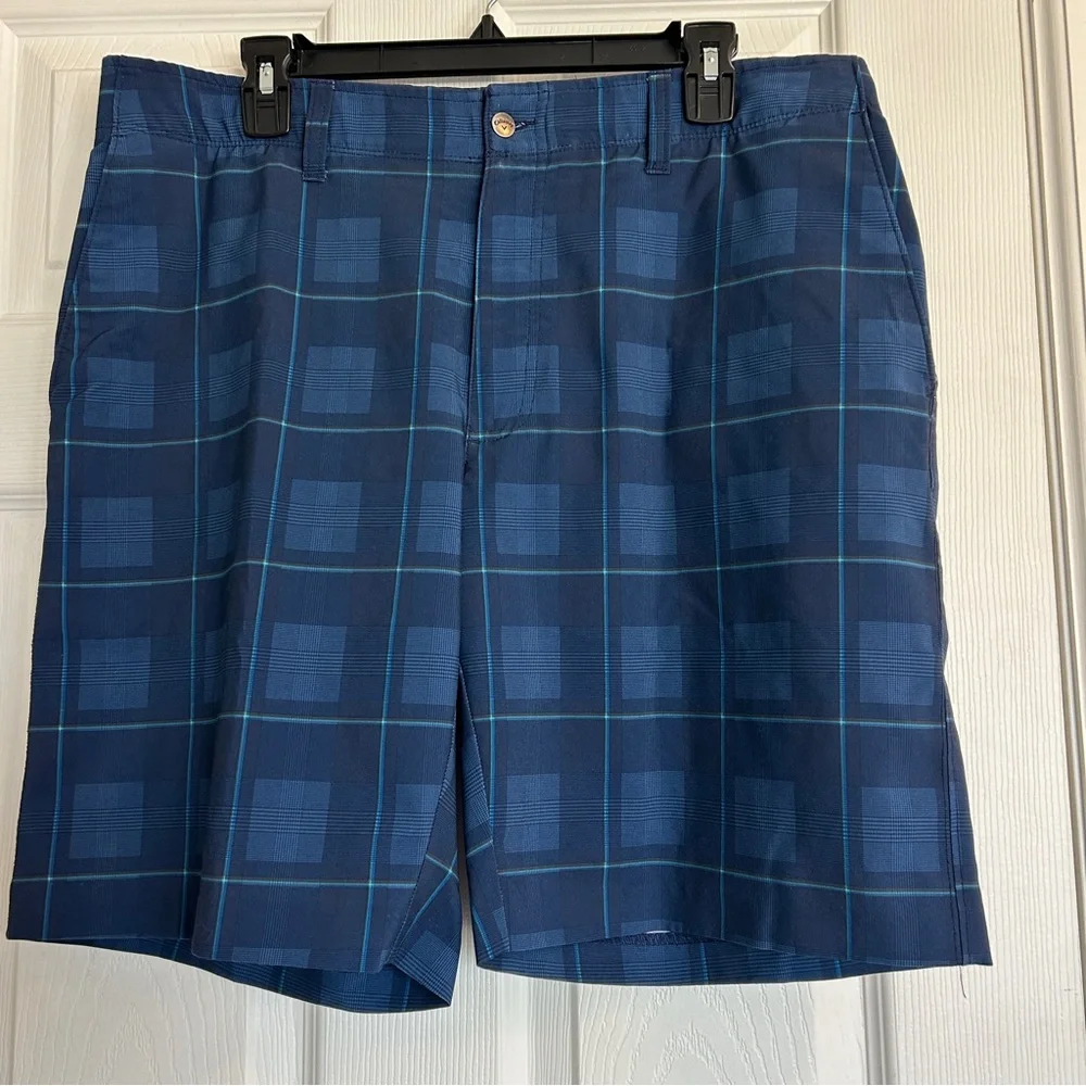 Men's Blue Plaid Shorts‎